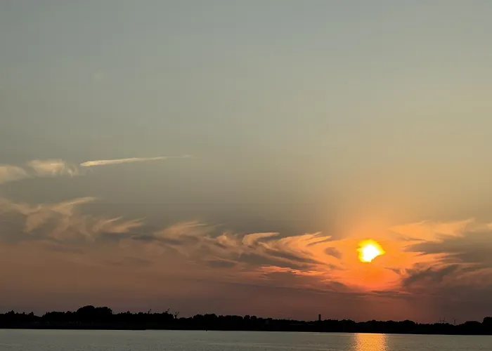 Daire Tief 10 Seenebel Mit Internet 303 Schillig